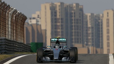 F1 GP Chine 2015 Mercedes Rosberg vue avant