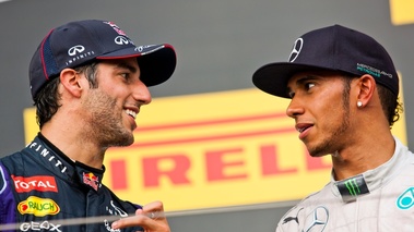 F1 GP Hongrie 2014 Ricciardo et Hamilton