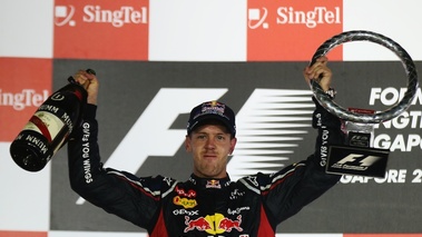 F1 GP Singapour 2012 Red Bull Vettel podium