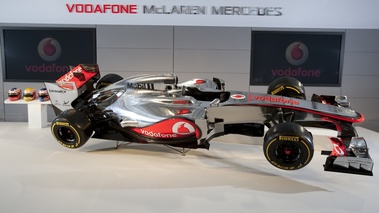 Lancement McLaren 2012 MP4-27 profil sans drap