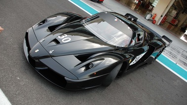 Abu Dhabi - Ferrari FXX noir