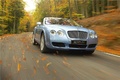 Bentley Continental GTC bleue face avant