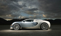 Bugatti Veyron gris/bleu profil