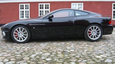 ASTON MARTIN Vanquish S - VENDU 2007 - Vue de profil gauche