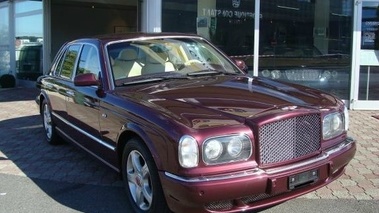 BENTLEY Arnage Red Label - VENDU 2000 - Vue 3/4 avant droit