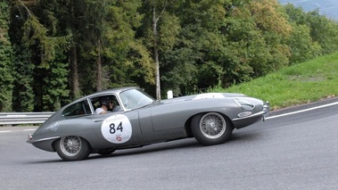 JAGUAR Type E - VENDU 1965 - profil