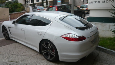 PORSCHE Panamera Turbo - VENDU 2011 - 3/4 arrière gauche