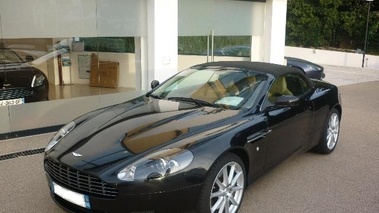 ASTON MARTIN DB9 Volante - VENDU 2008 - 3/4 avant gauche