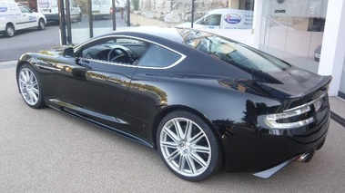 ASTON MARTIN DBS 2008 - 3/4 avant gauche