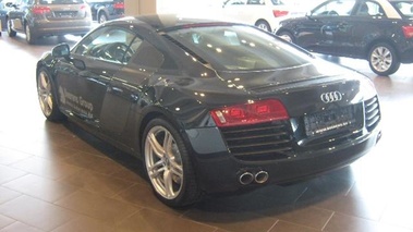 AUDI R8 - VENDU 2012 - 3/4 avant gauche