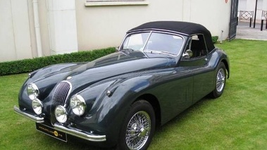 JAGUAR XK120 DHC - VENDU 1953 - 3/4 avant gauche