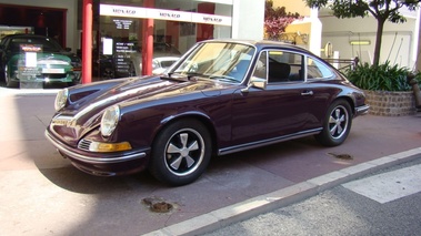 PORSCHE 911 2.4L S - VENDU 1972 - Vue 3/4 avant gauche