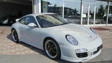 PORSCHE 997 Sport Classic - VENDU 2010 - 3/4 avant droit